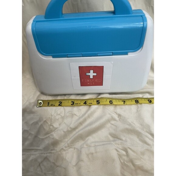 Kids Play Doctor Set W Carrying Case Blood Pressure Cuff Glasses Patient Sheet - Picture 6 of 7